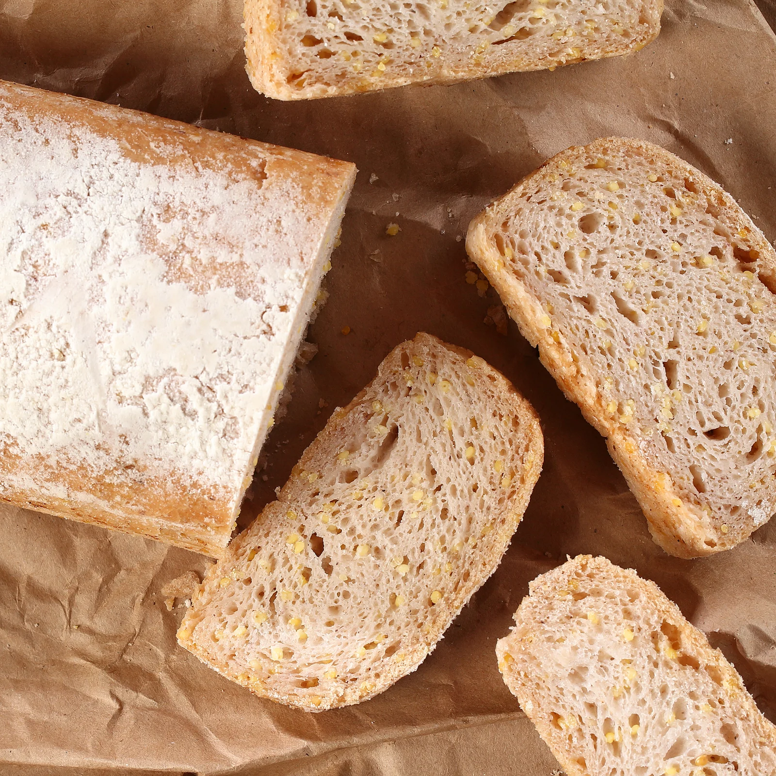 Pão de forma painço, fotografia oficial da Grão Fino